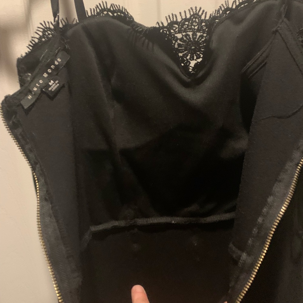 Haute. Mon de beautiful black lace dress